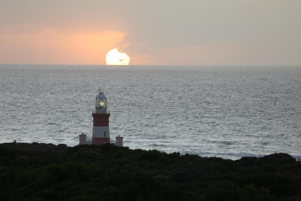 Southern Most Tip Of Africa Apartment With Sea Views Agulhas Eksteriør billede